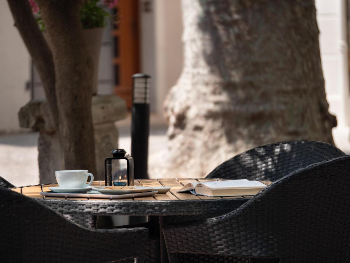 Hotel Altera Roma Avignon