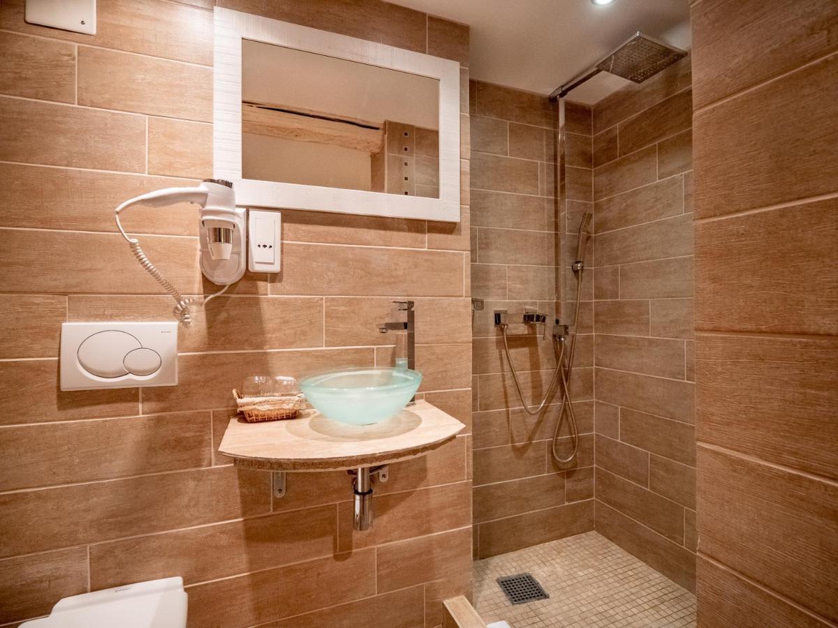 Hotel Altera Roma Avignon